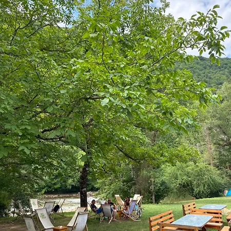 Cirus Riverfront Kolpa & Rafting מלון דירות