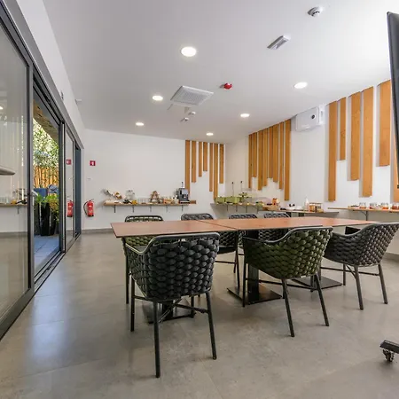 Aparthotel Cirus Riverfront Kolpa & Rafting Kocevje