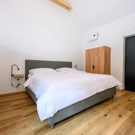 Cirus Riverfront Kolpa & Rafting Aparthotel Kocevje